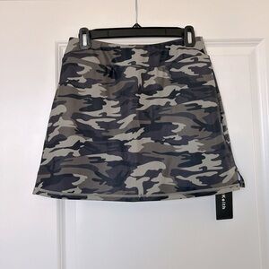 NWT Women’s Army Print Tennis Pickleball Skort - Sz M